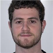 Estudiante en prácticas de Biología en la UCM, capacitado para dar clases a estudiantes de primaria, ESO y bachillerato.